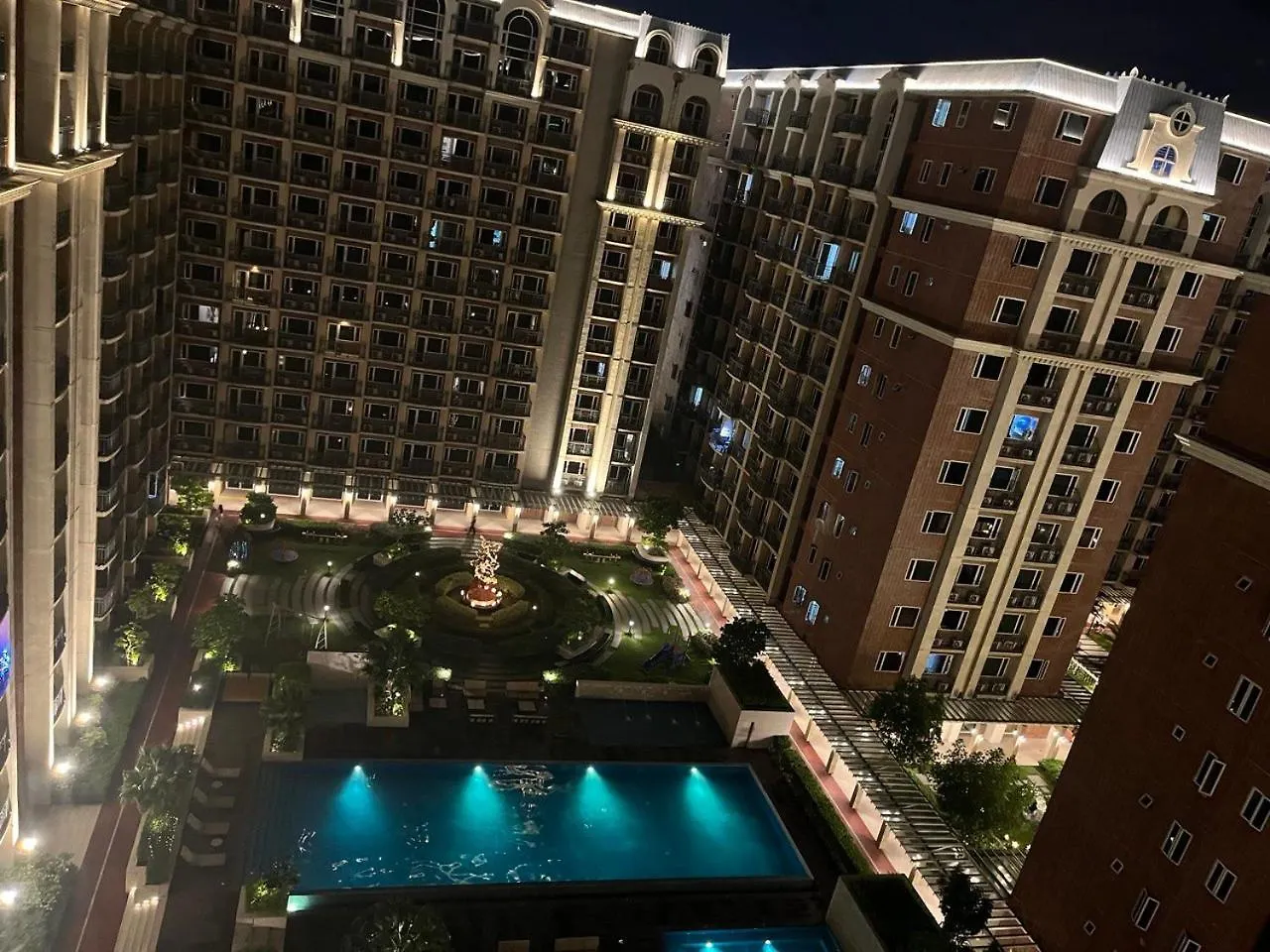 Monarch Parksuites 1Bedroom With Free Pool Access Manila 0*,  Filipinas